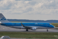 Embraer-Emb-175-200STD-KLM-Cityhopper-PH-EXZ-TBE_8372